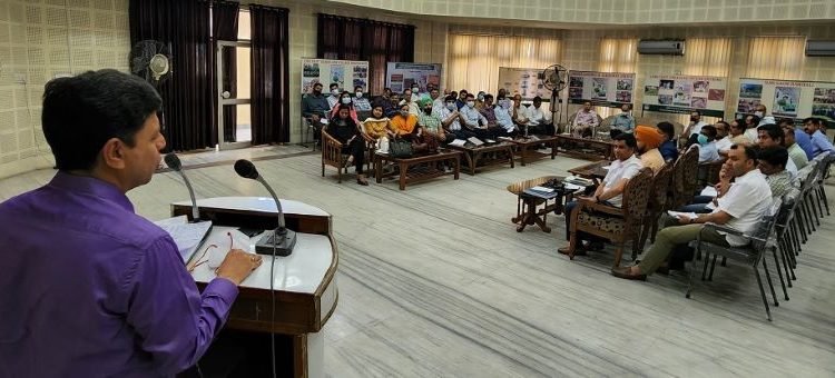 Sanjeev Verma inaugurates DFO’s conference;20,000 has to be brought under plantation this year