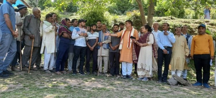 DDC Chairperson Kathua tours remote panchayats of Basohli; Listen to issues of locals