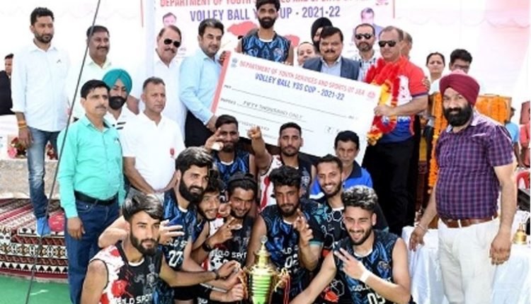 Kulgam lifts YSS Cup-2021 Volleyball title