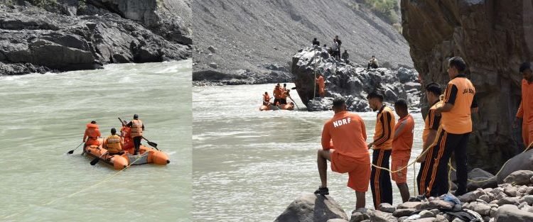 Ramban Admin launches rescue operation to evacuate two missing boys