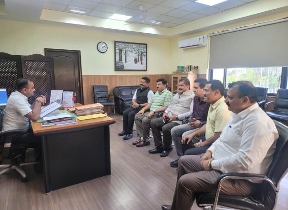 CCI urges Div Com to give fillip to Jammu tourism; Asks to expedite Smart City Projects