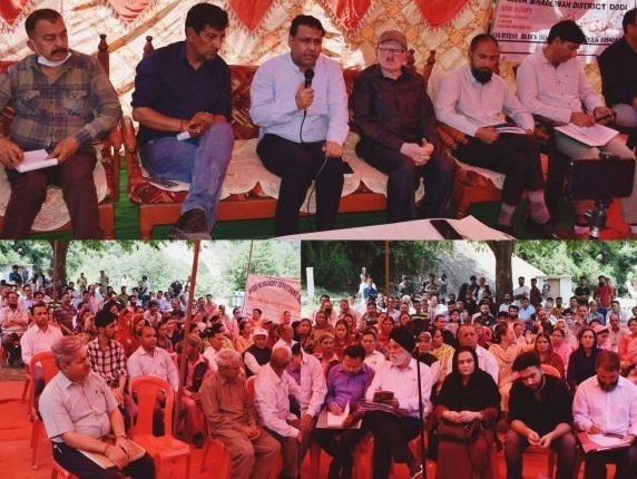 DDC Doda chairs weekly Block Diwas at Drudu, listens to people’s grievances