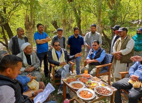 RD&PRD organizes awareness program on Solid Waste Management at Drass