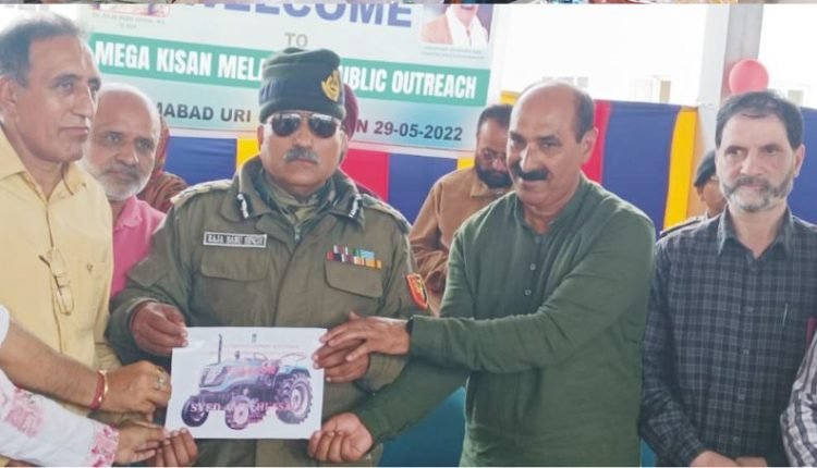 BSF, Agriculture Department Kashmir continues their coordinated efforts for the development of Border area