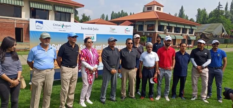 Advisor Bhatnagar tees off Golf Tournament at RSGC, Srinagar