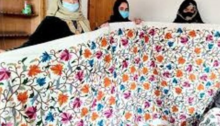 Handicrafts & Handloom Deptt Kashmir extends support of Rs. 900 lakhs to its cooperatives