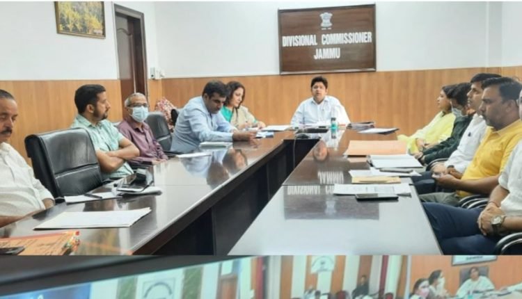 Div Com reviews implementation of skill development schemes by different departments