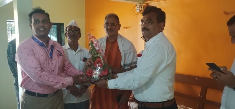 Govt institutions be named after martyrs, social reformists: Kavinder