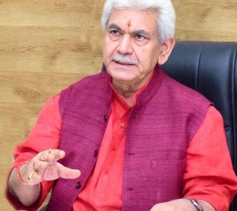 Lt Governor greets people on the eve of Prakash Parv of Sri Guru Hargobind ji