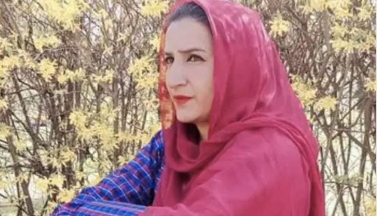 TV artist Amreena Bhat killed, nephew injured in Chadoora shooting