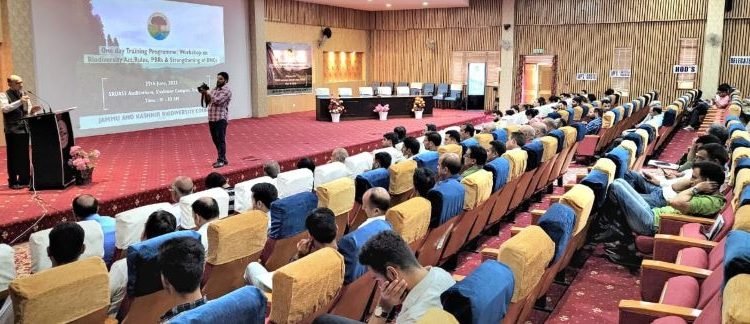 PCCF inaugurates day long training program on Conservation of Biodiversity