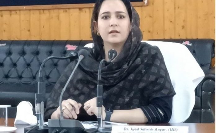 DC B'la Dr. Syed Sehrish Asgar reviews overall Developmental Scenario of district