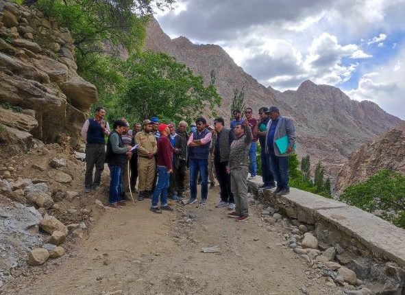 CEC Feroz Khan visits Silmo-Batalik constituency to assess developmental works