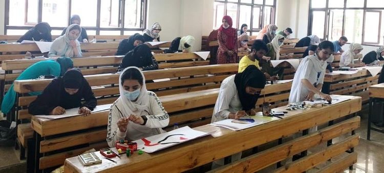 SP College Srinagar organises Inter-college Painting CompetitionSP College Srinagar organises Inter-college Painting Competition