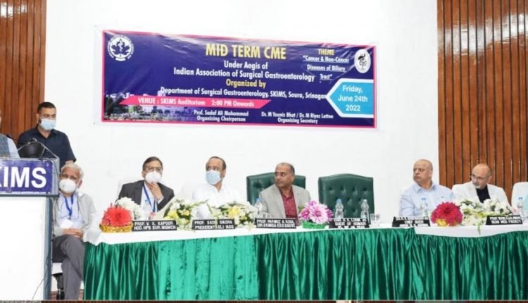 Advisor Bhatnagar addresses midterm CME Congress on Surgical Gastroenterology at SKIMS