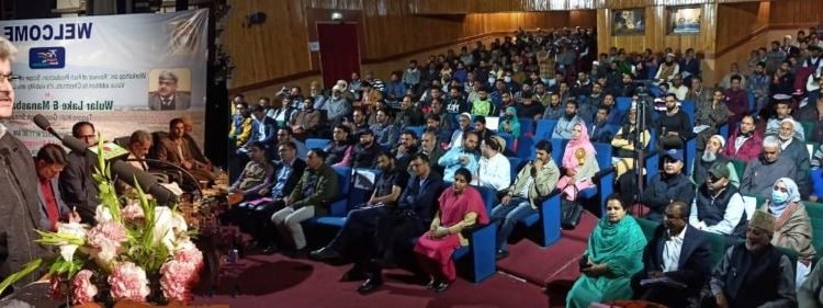 Dulloo addresses workshop on ‘Revival of Fish Production, Scope of Nadroo, Value addition to Chestnuts’ at Tagore Hall, Srinagar