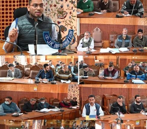 DDC Shopian reviews progress under District Capex 2022-23/ Deliverables