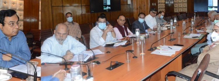 Dwivedi reviews status of physical, financial achievements of H&ME under CSS