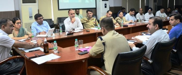 Div Com reviews arrangements for Independence Day celebrations in Jammu Division