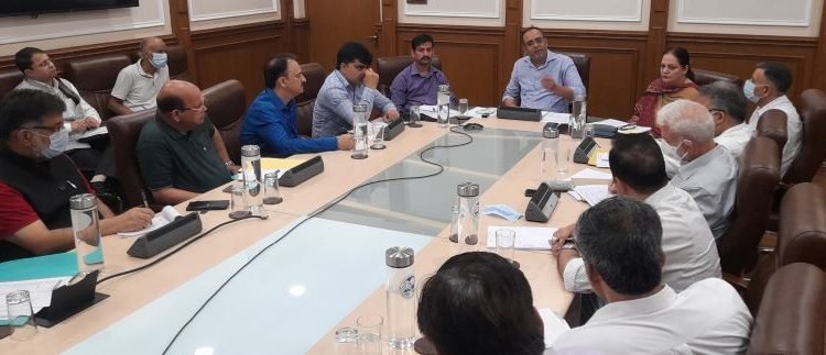 Ensure that Academic Session is not delayed at any cost: Kansal