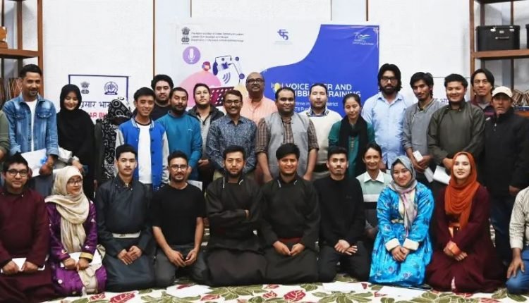 10-day long workshop on voice-over, dubbing concludes in Kargil