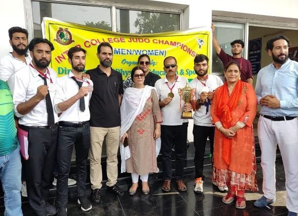 Gandhi Memorial College Sgr wins overall title in Inter-college Judo championship