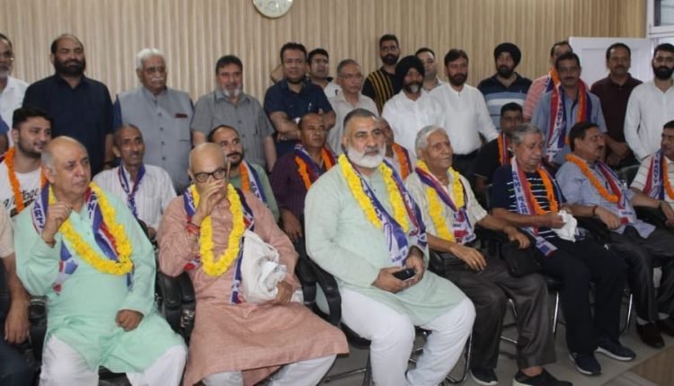 Kashmiri Pandits are integral part of Kashmiri society: Altaf Bukhari