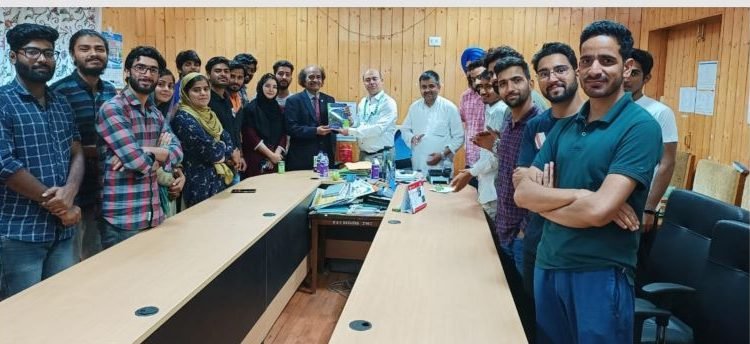 Padma Shri awardee, Prof. Yadav delivers expert talk at NIT Srinagar