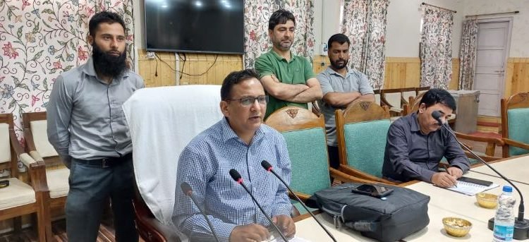 Provident Fund Commissioner J&K chairs awareness programme at Kupwara