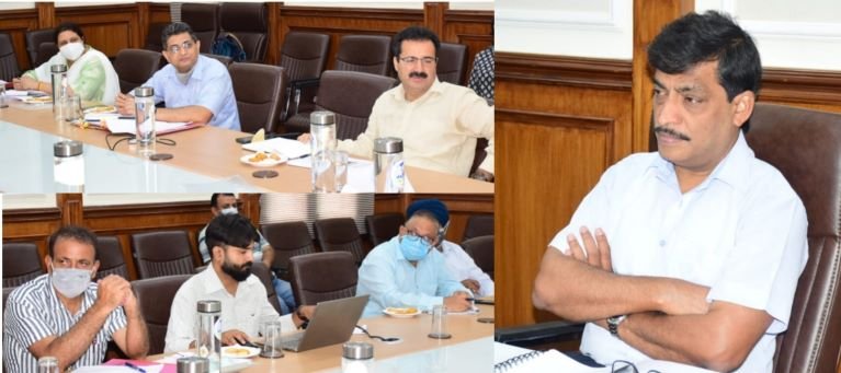 CS Dr. Arun Kumar Mehta reviews functioning of Culture Department
