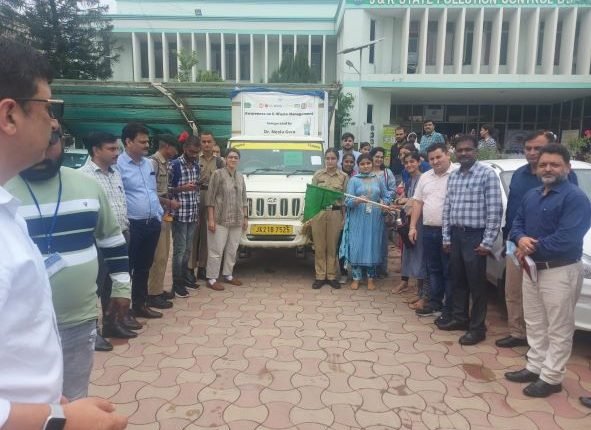 J&K Pollution Control Committee flags off On- Wheels E-waste collection van, awareness drive across J&K