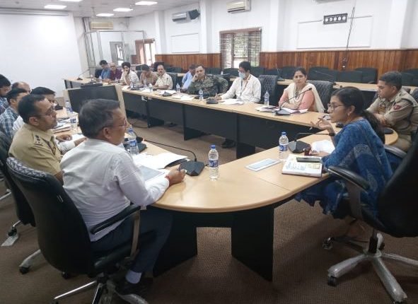 DC Jammu reviews Road Safety measures, discusses mining block proposals