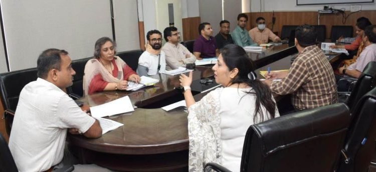 Div Com Jammu reviews implementation of Industries & Commerce Department schemes