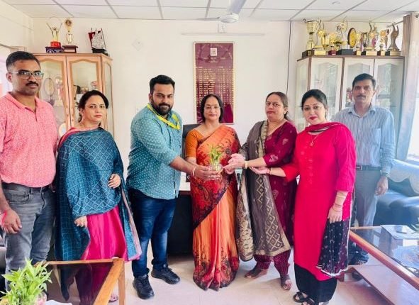 Free coaching classes for JUET-2022 conclude in PGGCW Gandhi Nagar