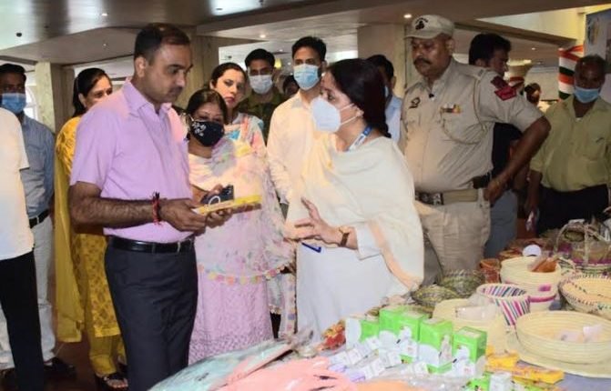 JKRLM, OYO organise 2 day training workshop for homestay owners at Jammu