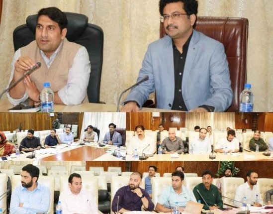 Union Joint Secretary reviews progress on digitization of land records in Srinagar