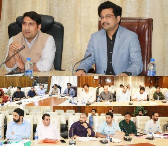 Union Joint Secretary reviews progress on digitization of land records in Srinagar