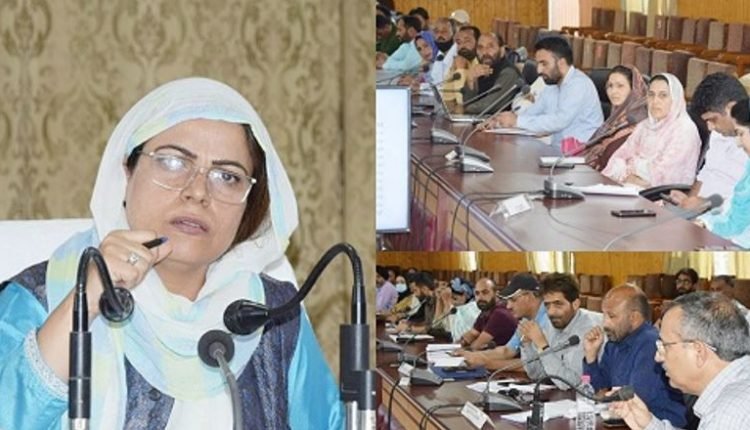 Safeena Beigh calls General Council meeting; reviews progress on developmental works