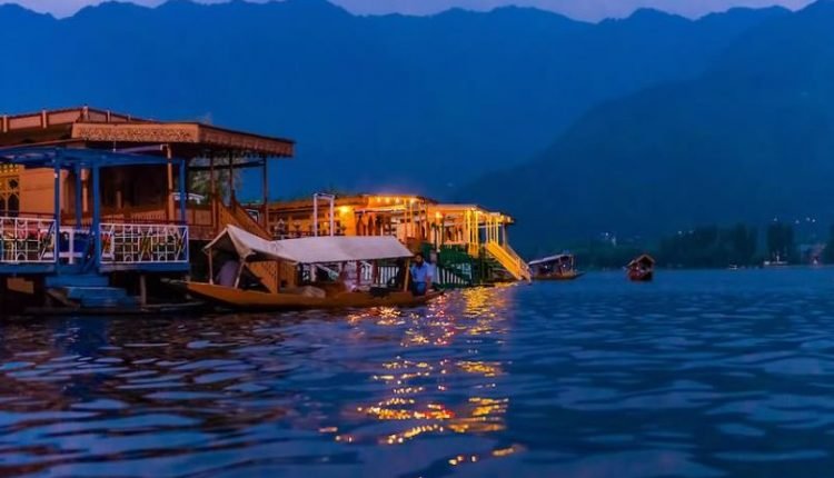 Destination Weddings making their way to Kashmir