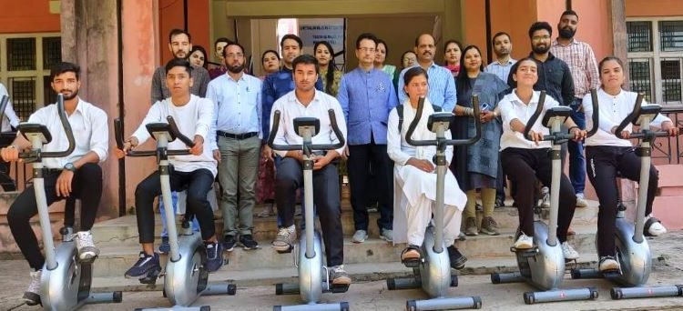 GDC Ramnagar organises Cycling competition