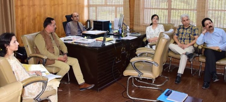 Secretary Health Bhupinder Kumar reviews implementation of DNB program in J&K