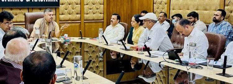 Amit Sharma reviews issues regarding Mining sector in J&K