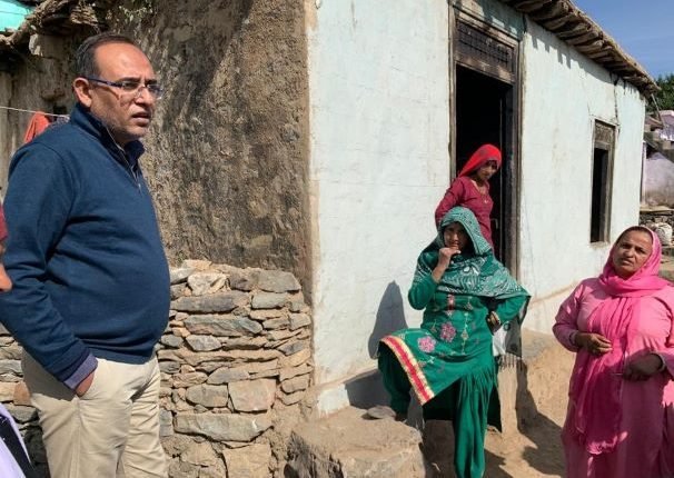 Rohit Kansal visits various areas of Hutt Panchayat on final day of B2V4