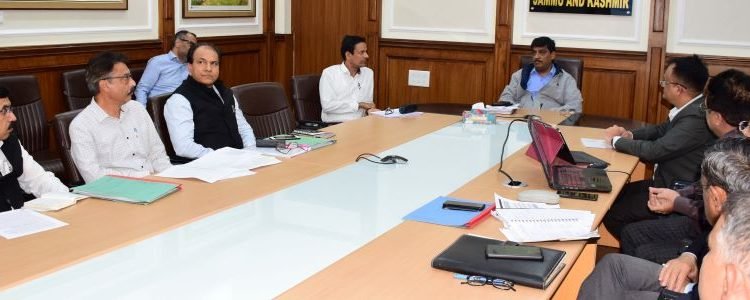 CS Dr. Arun Kumar Mehta reviews winter preparedness of power DISCOMS