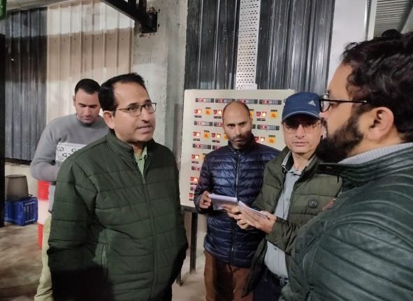 Dir Horticulture Kashmir visits Industrial Growth Centres at Lassipora, Aglar