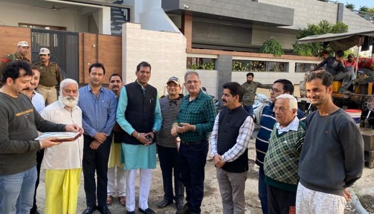 Mehbooba pinning hope on propaganda to regain limelight: Kavinder