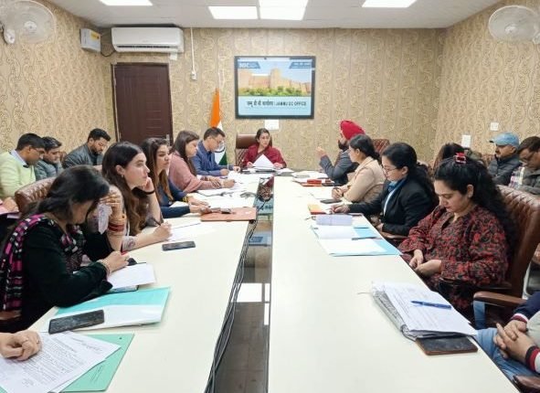 DC Jammu Avny Lavasa reviews progress of RDD works under PRI, BDC, DDC component