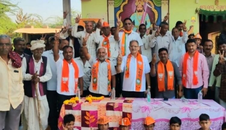 Strengthen BJP at all levels to get results like end of Art 370, surgical strikes: Kavinder