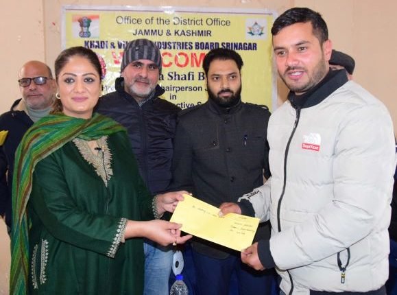 KVIB holds Awareness Camp cum interaction Programme at Srinagar