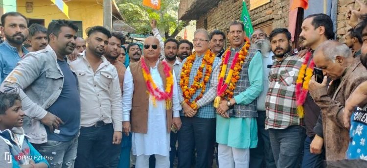 Kavinder commences laying of water pipeline work at Poly Hills in Sunjwan